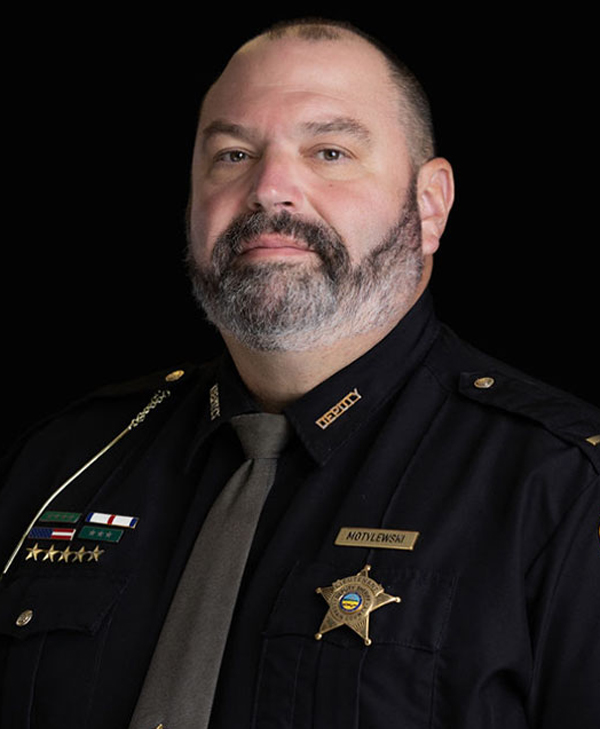 Uniform Patrol / Training Lieutenant Charles Motylewski